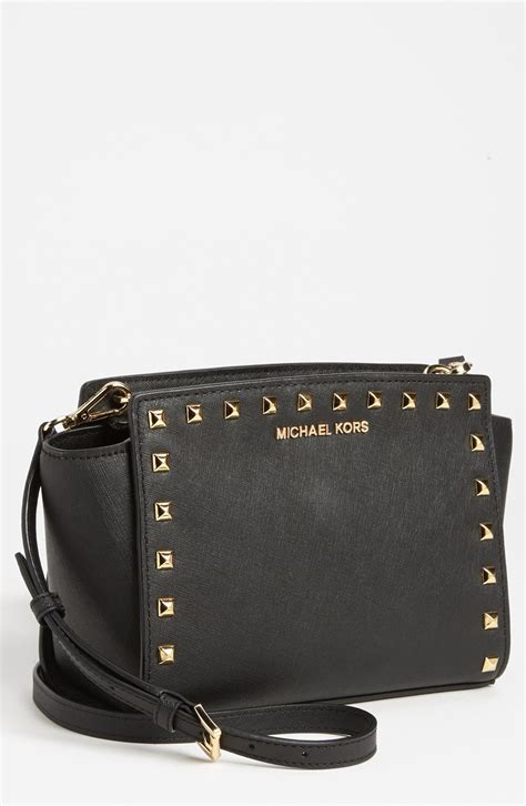 michael kors selma crossbody black